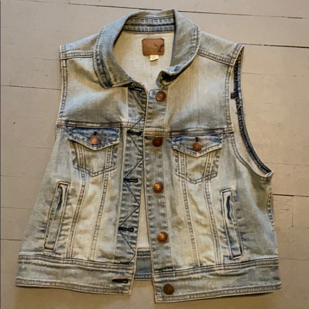 Cute denim vest!
